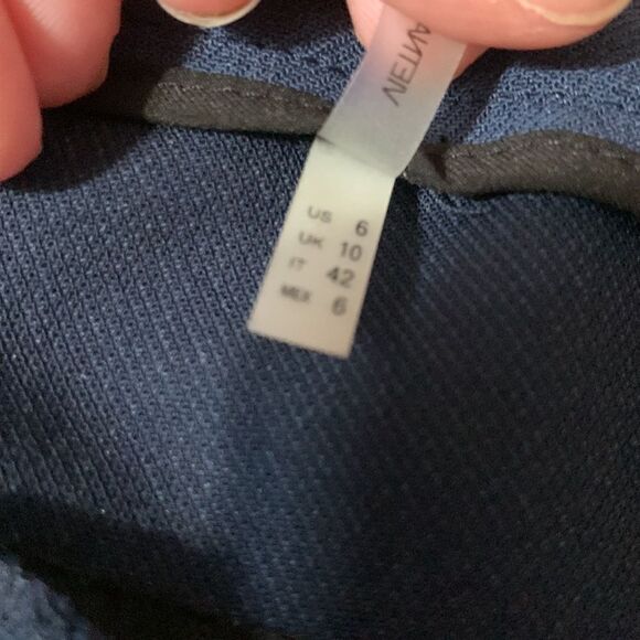 Elie Tahari Trousers - Picture 4 of 7